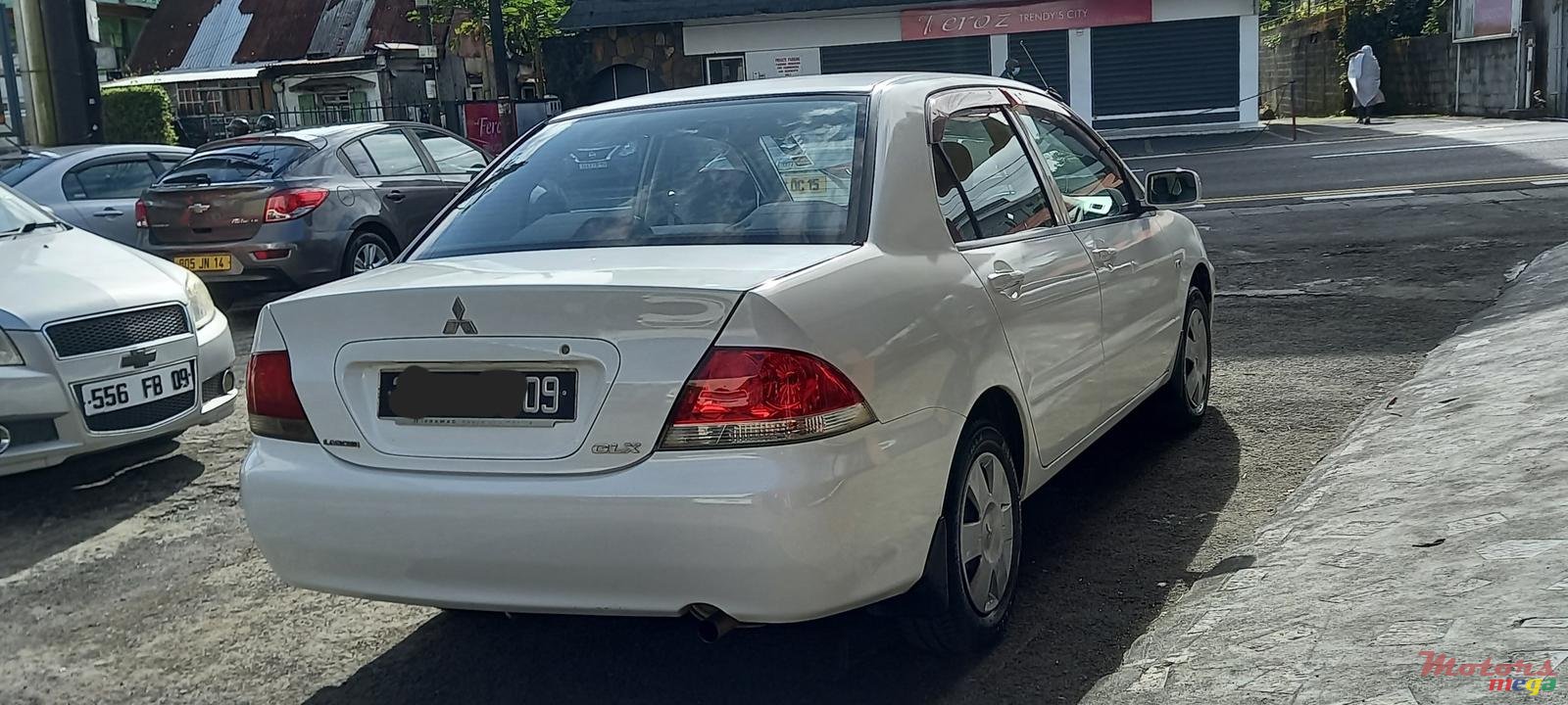 2009' Mitsubishi Lancer photo #4