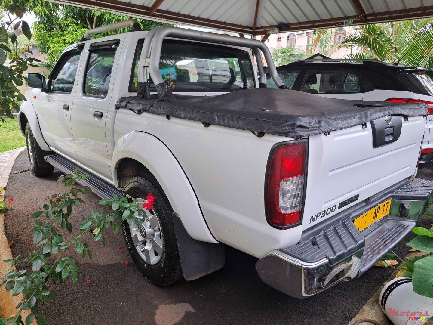 2017' Nissan NV300 photo #4