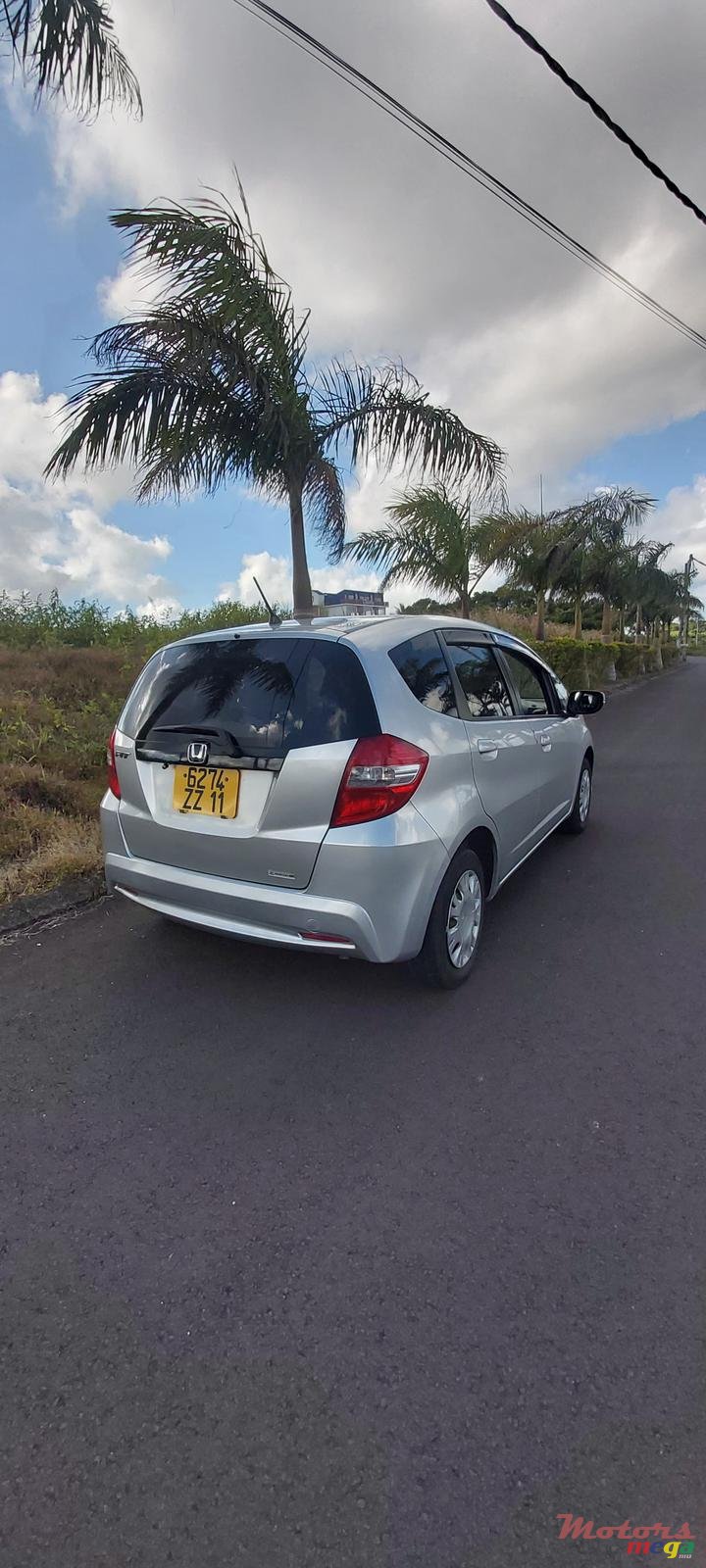 2011' Honda Fit None photo #1