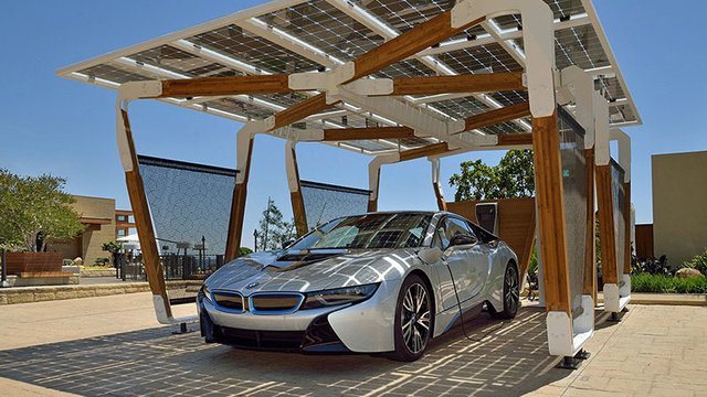 BMW Solar Roof Helps i3 Drivers Even When Sun Isn't Shining