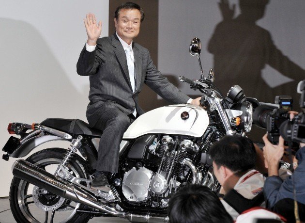 Honda CEO Takanobu Ito used CB1000 motorcycle to tour quake area
