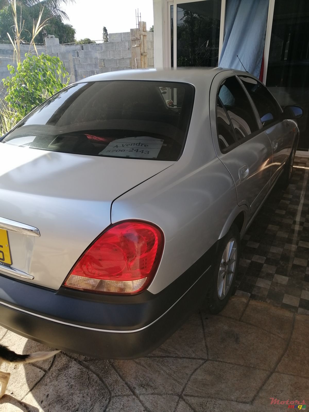 2005' Nissan Sunny photo #4