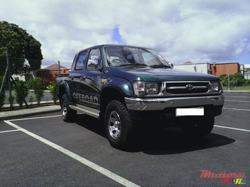 1998' Toyota Hilux photo #3