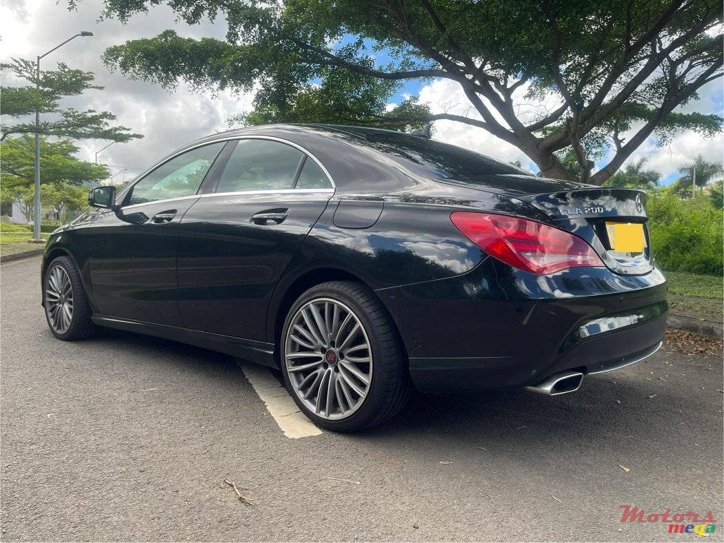 2014' Mercedes-Benz CLA 200 photo #4