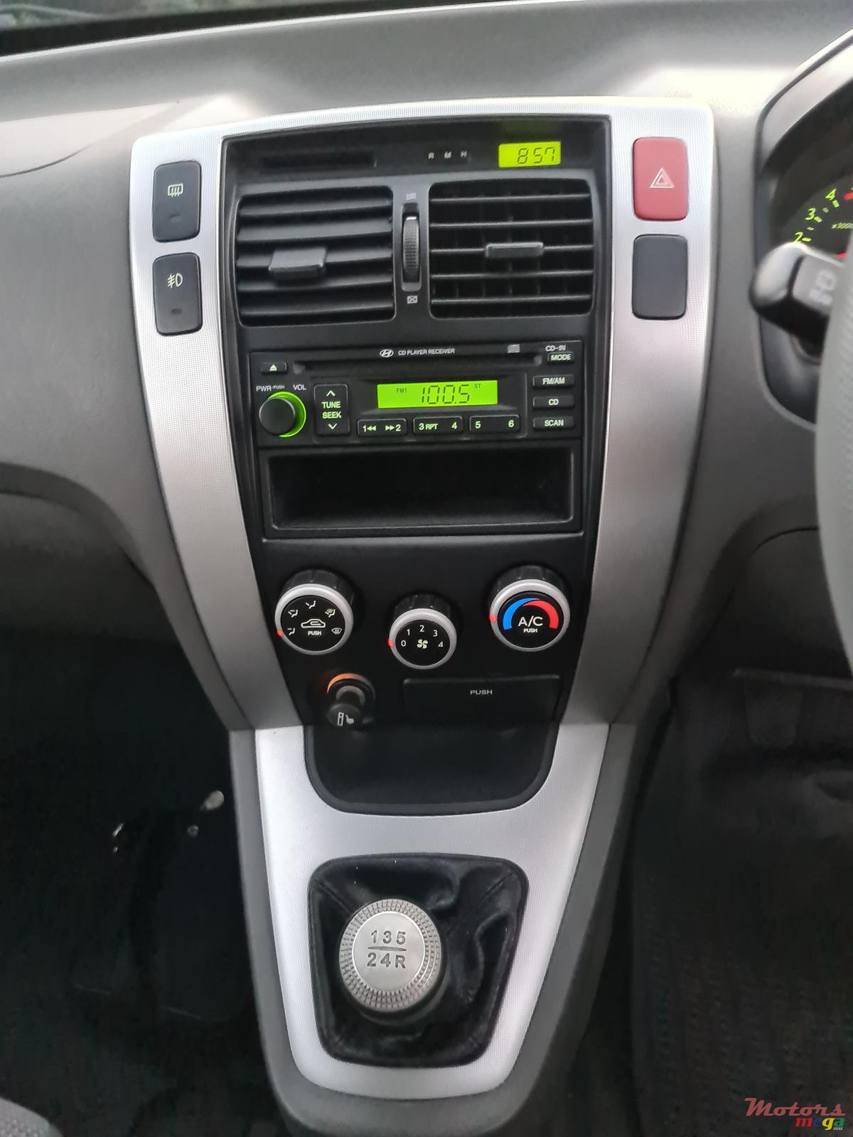 2006' Hyundai Tucson photo #5