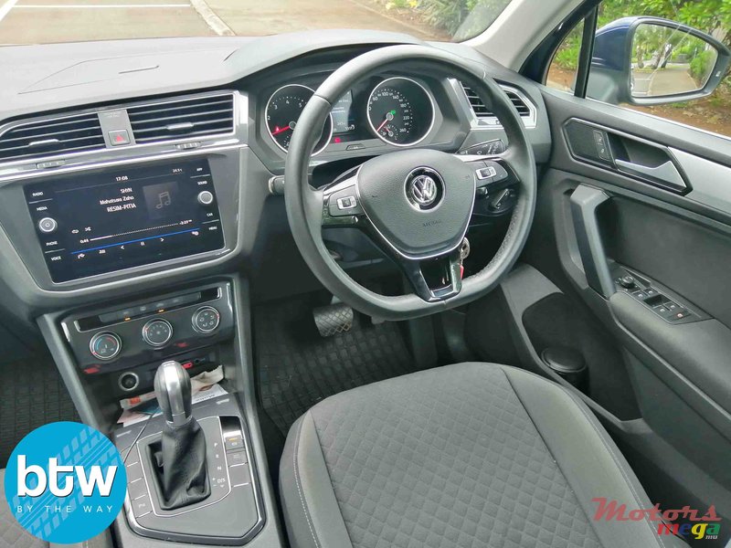 2018' Volkswagen Tiguan CL TSI photo #5