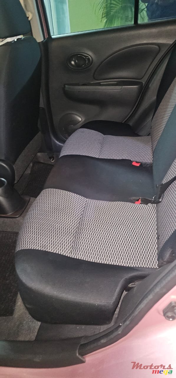 2015' Nissan March photo #5