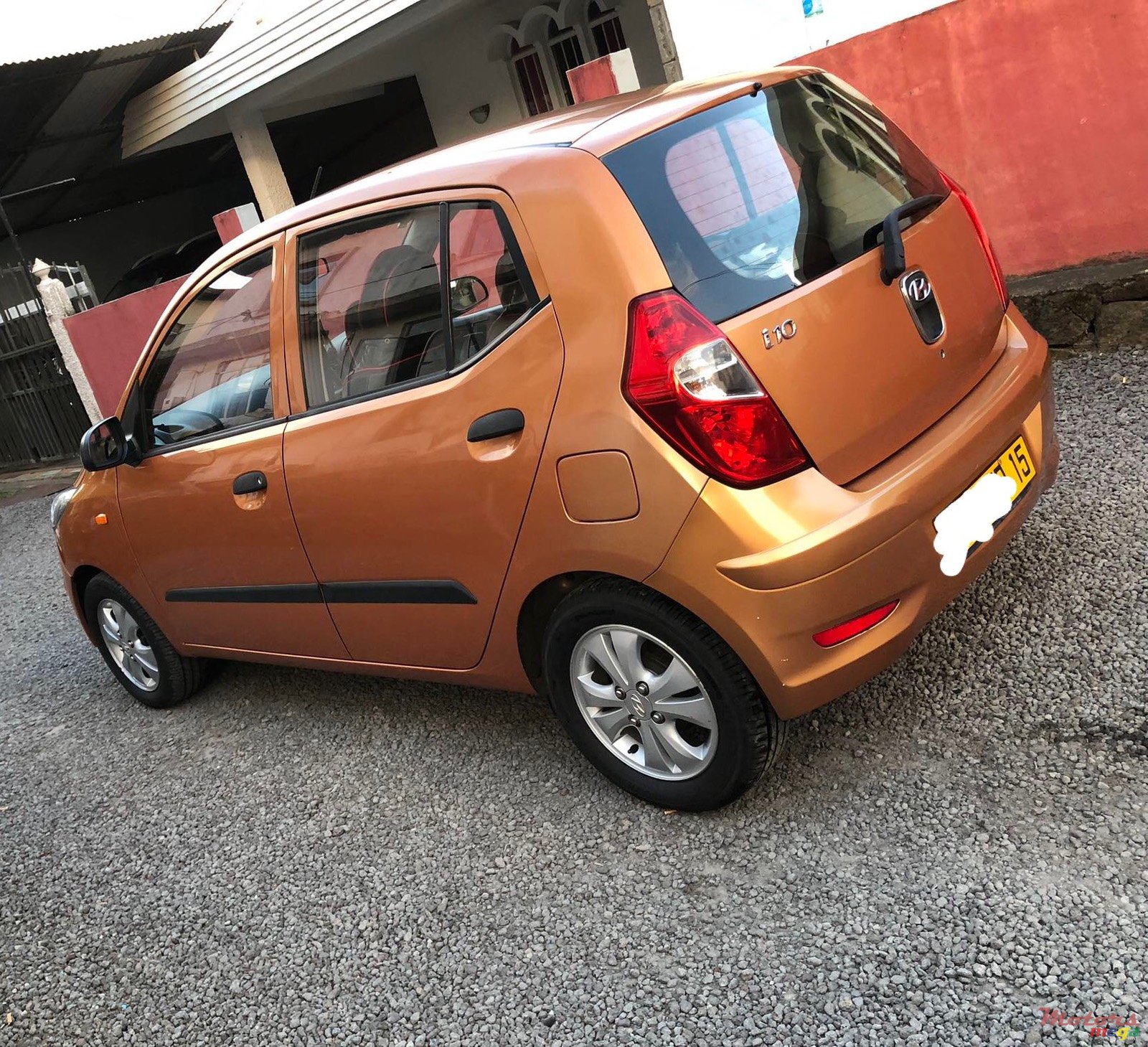 2015' Perodua i10 photo #3