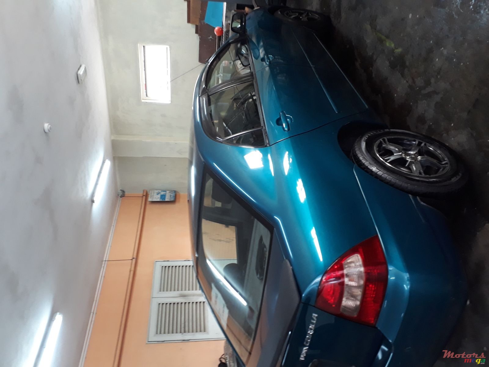 2002' Toyota Corolla Nze photo #4