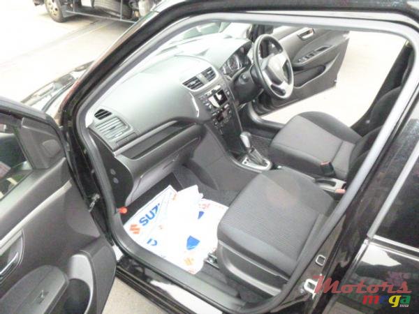 2010' Suzuki Swift Sport photo #5