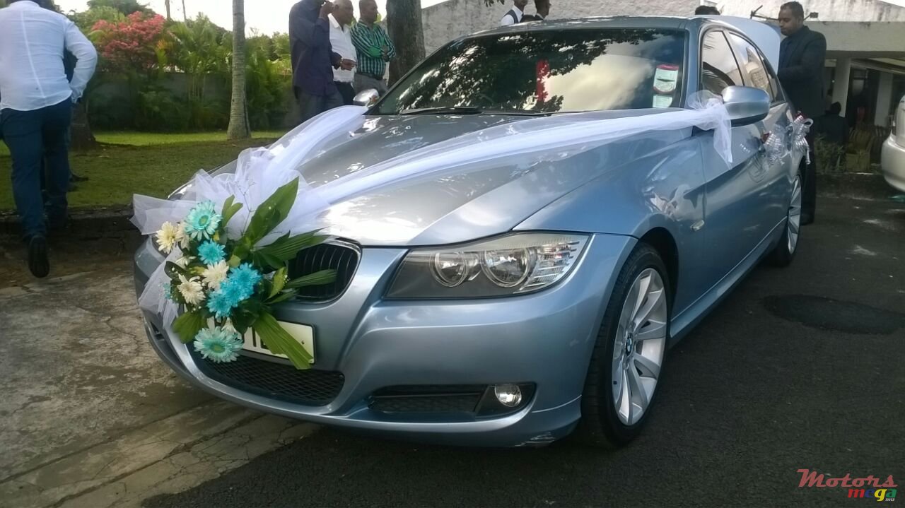 2010' BMW 318 photo #1