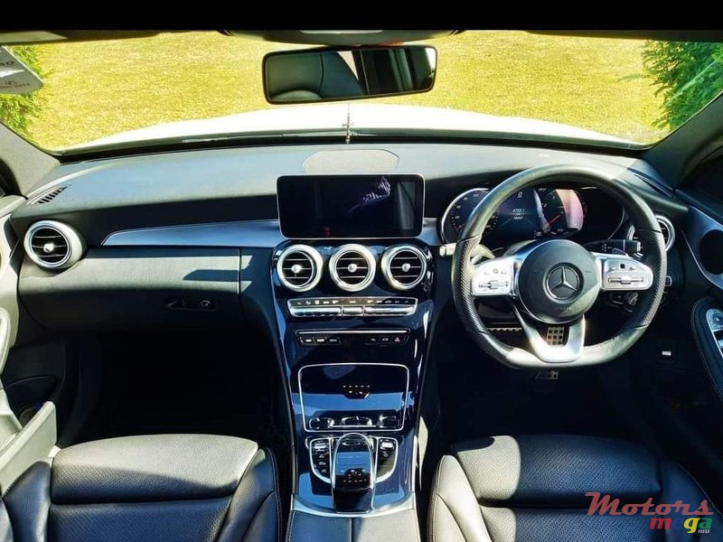 2019' Mercedes-Benz C 200 EQ BOOST photo #4