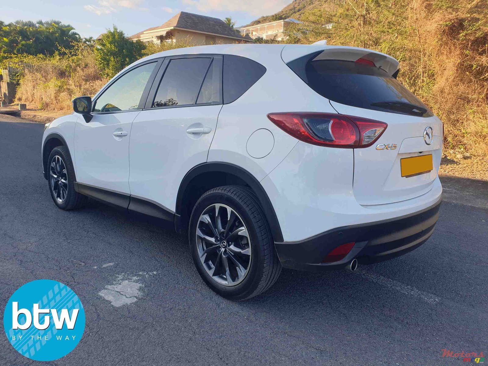 2016' Mazda CX-5 (KS76) photo #2