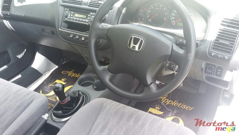 2005' Honda Civic Any photo #3