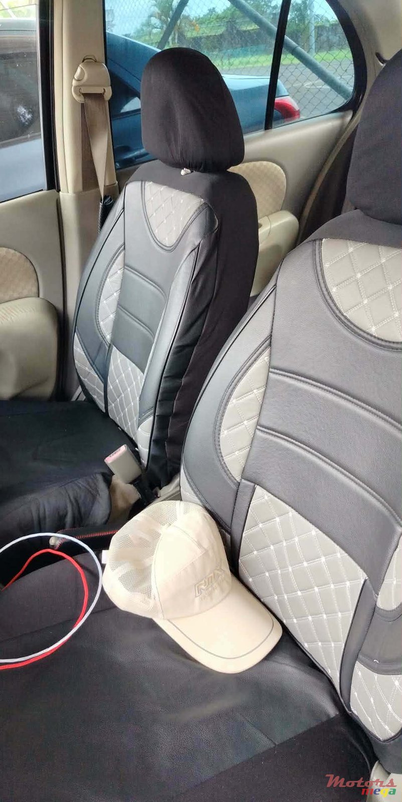 2011' Nissan March photo #1