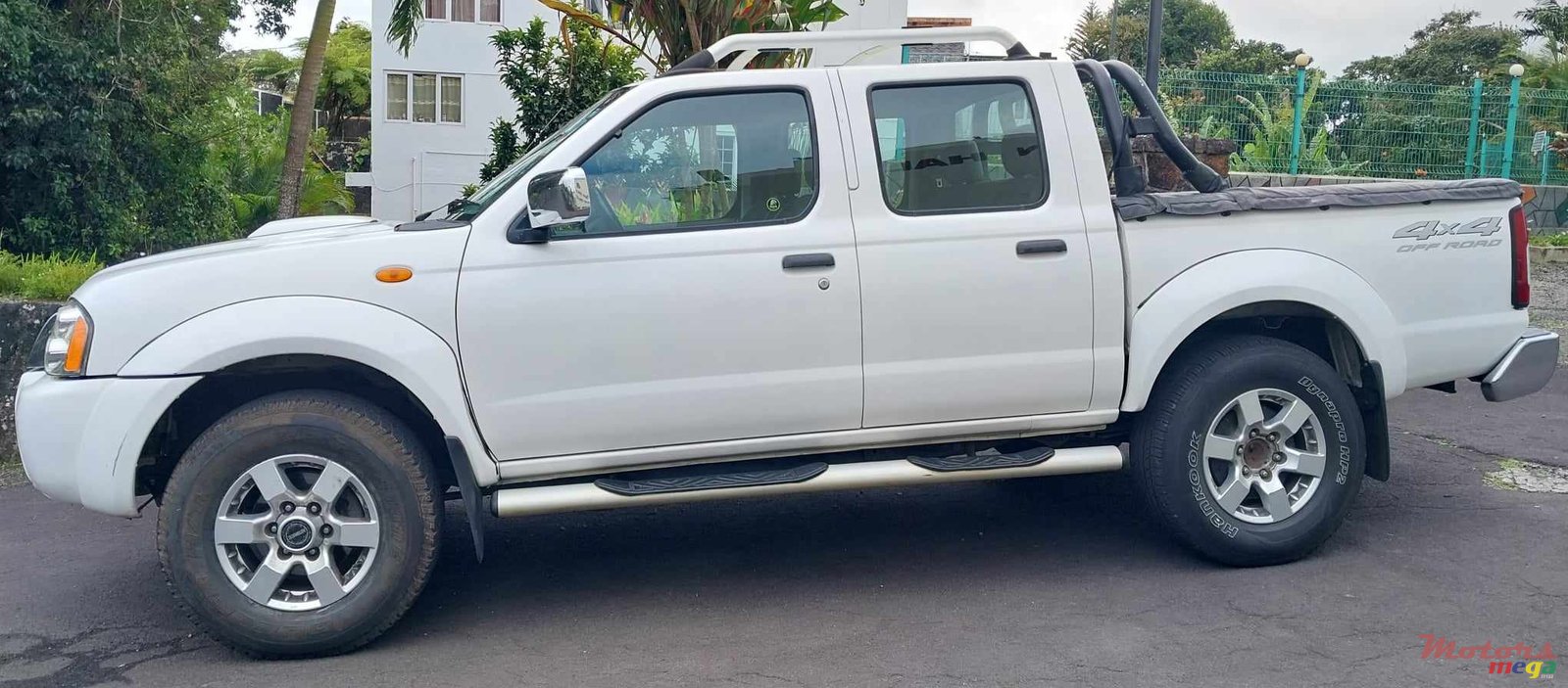 2014' Nissan NP300 photo #3