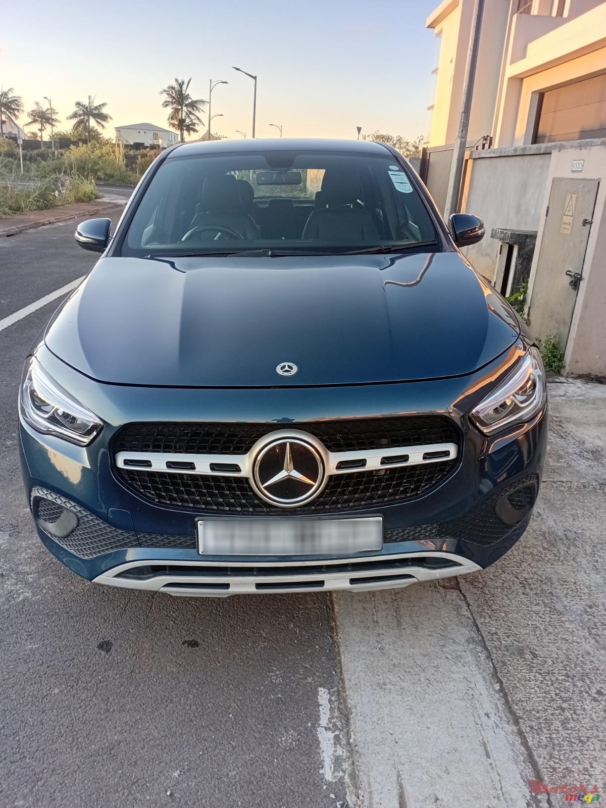 2021' Mercedes-Benz GLA-Class photo #1