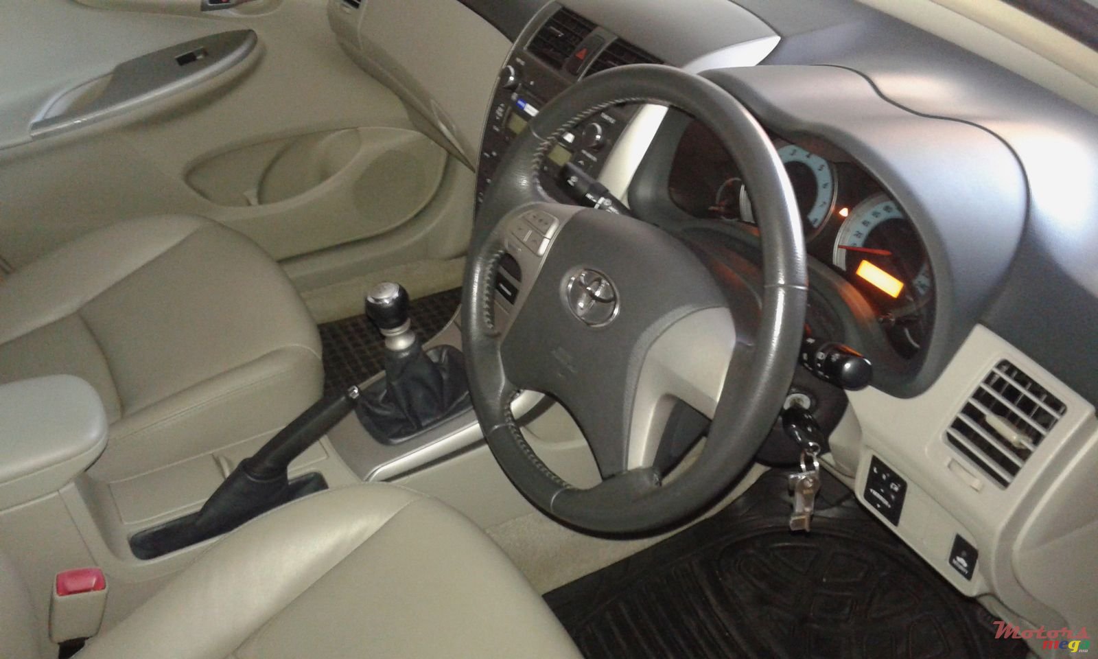 2011' Toyota Corolla Lx 1.6 photo #1