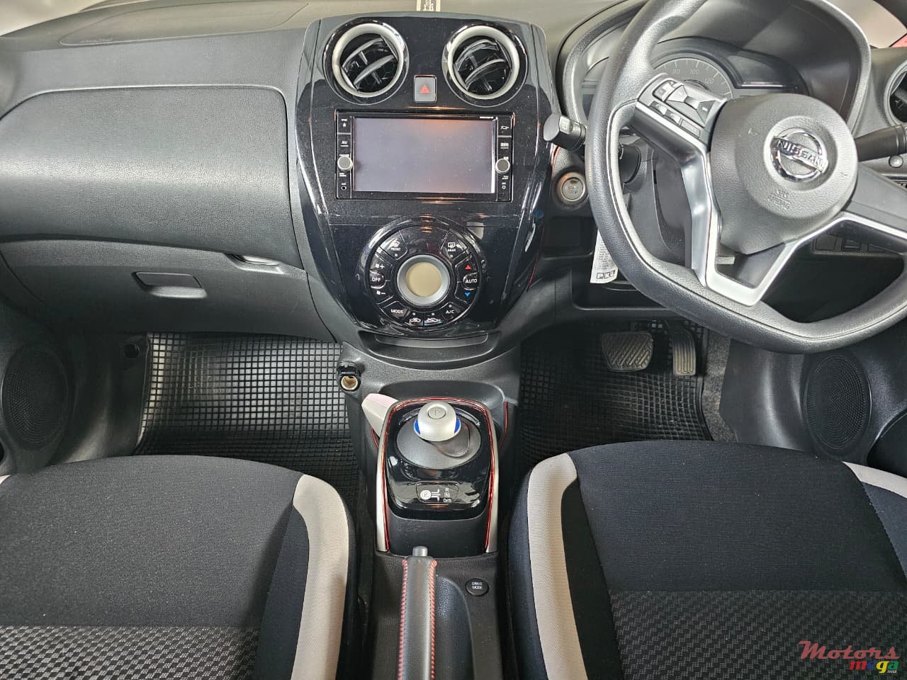 2019' Nissan Note photo #4