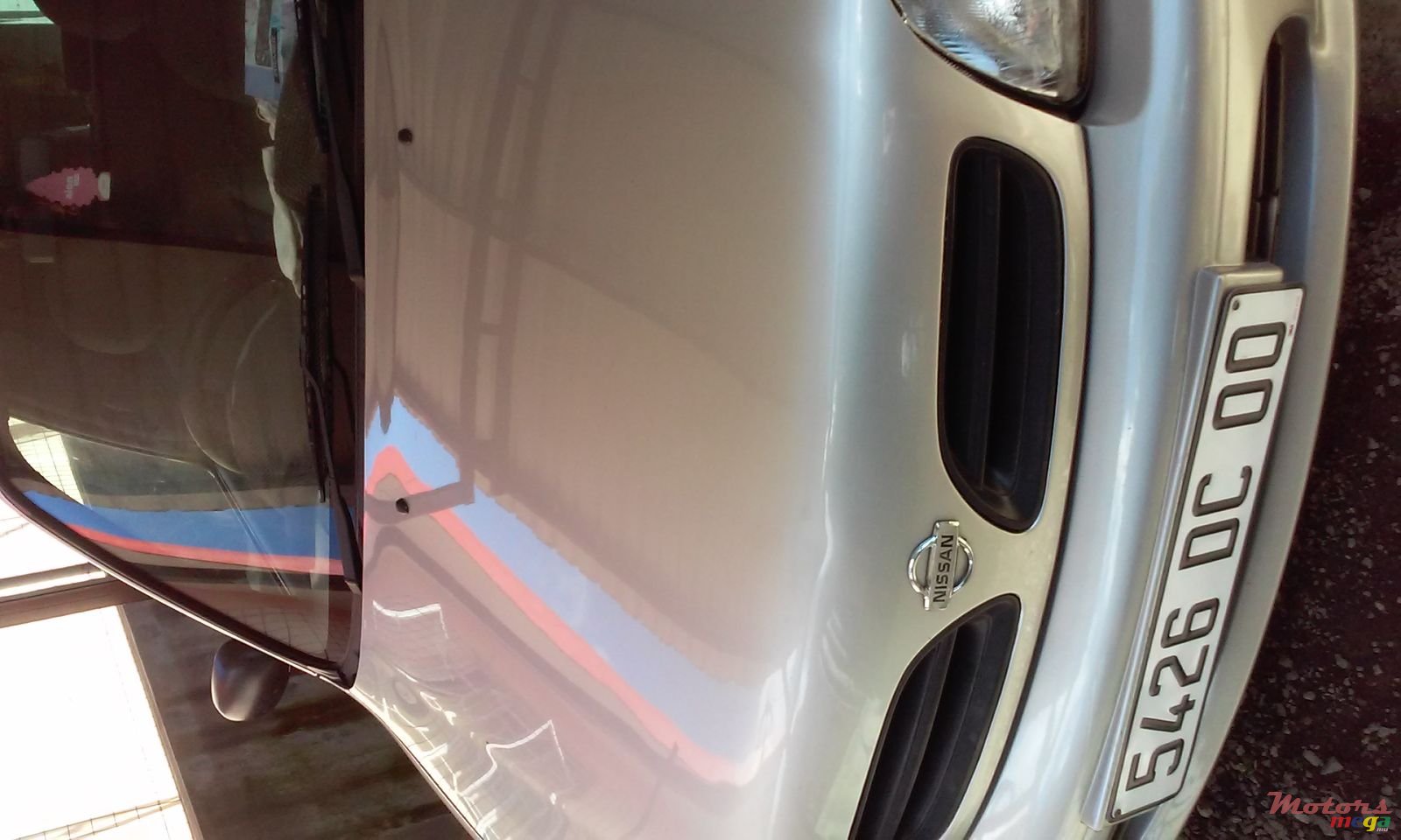 2000' Nissan Micra photo #2