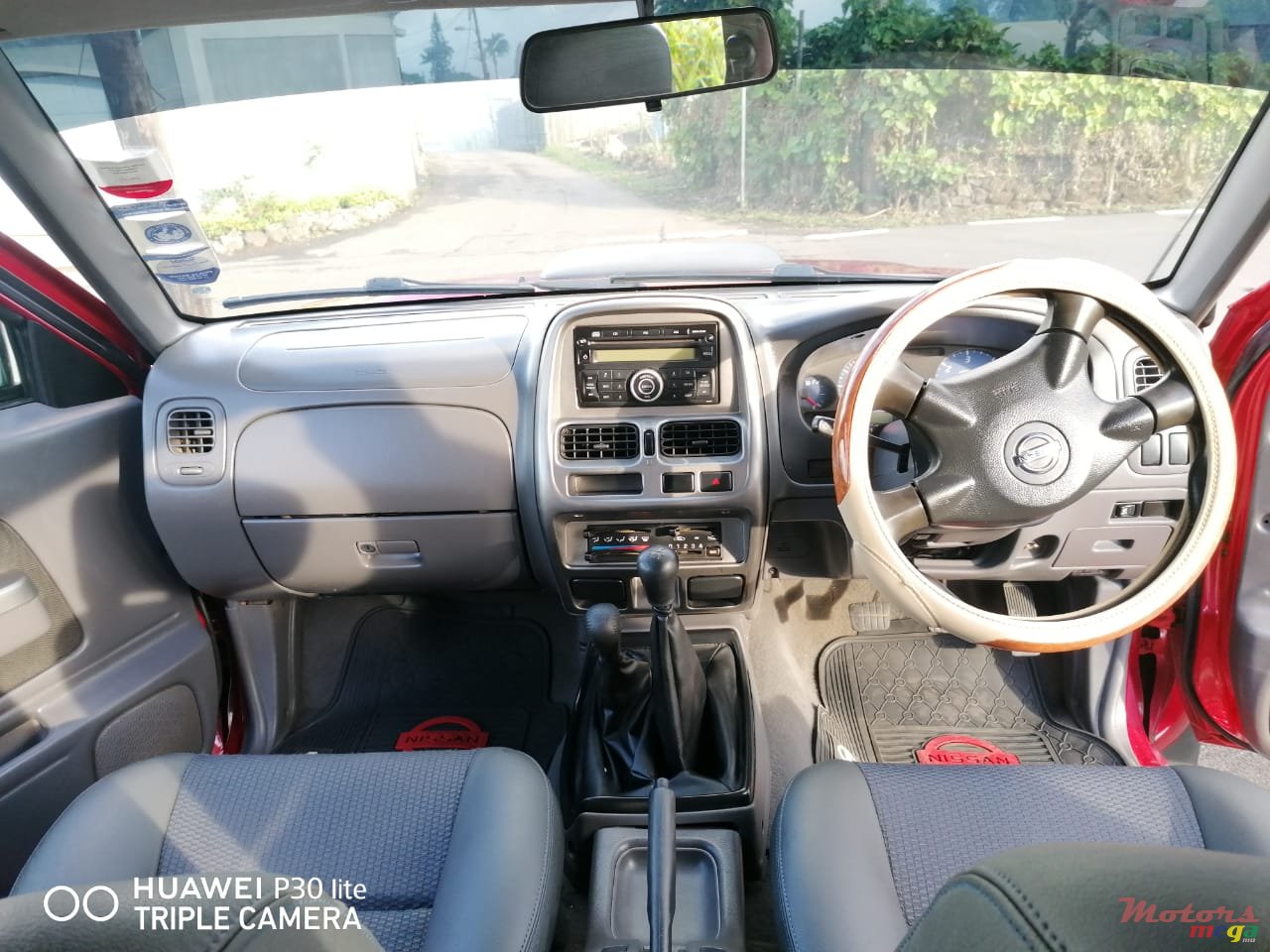 2012' Nissan Hardbody 4x4 Turbo Intercooler photo #2