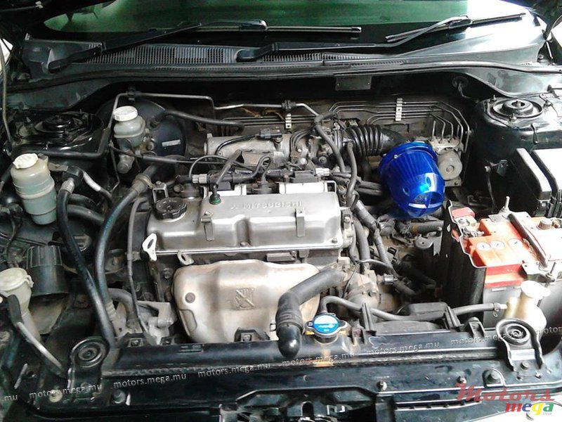 2004' Mitsubishi Lancer origine photo #4