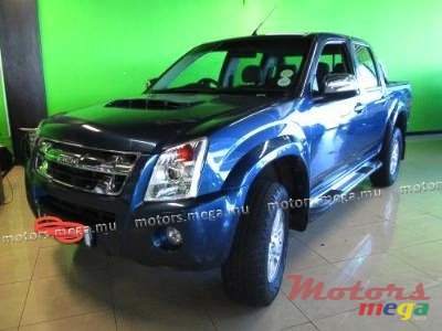 2009' Isuzu photo #1