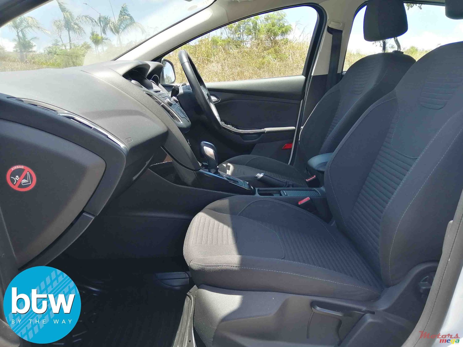 2015' Ford Focus photo #5