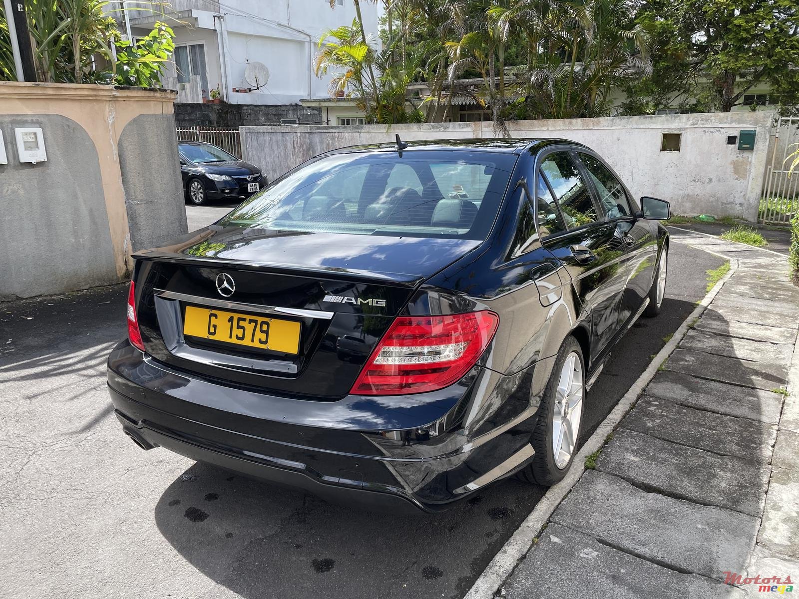 2011' Mercedes-Benz C180 Amg pack photo #7