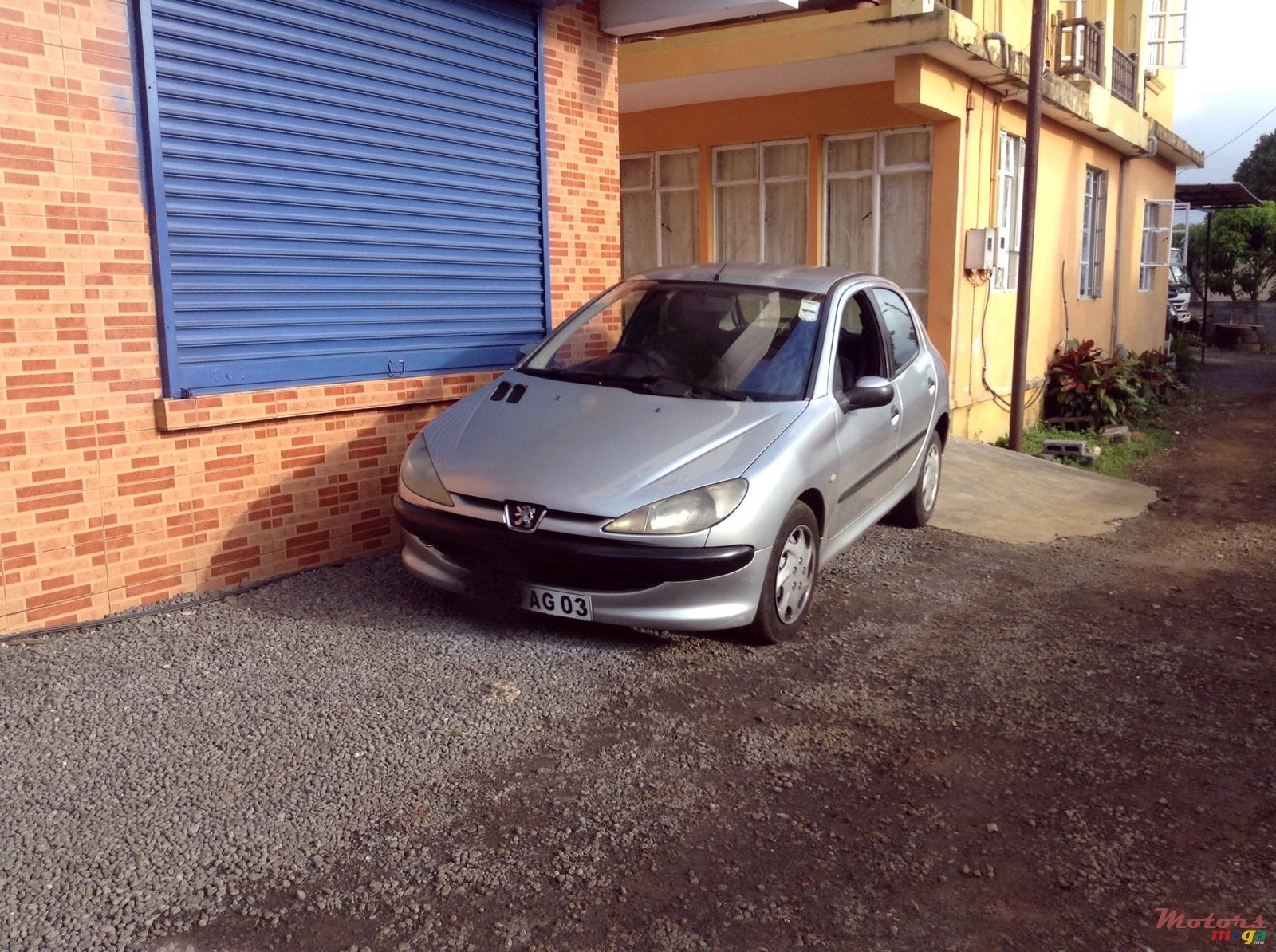 2003' Peugeot 206 photo #1