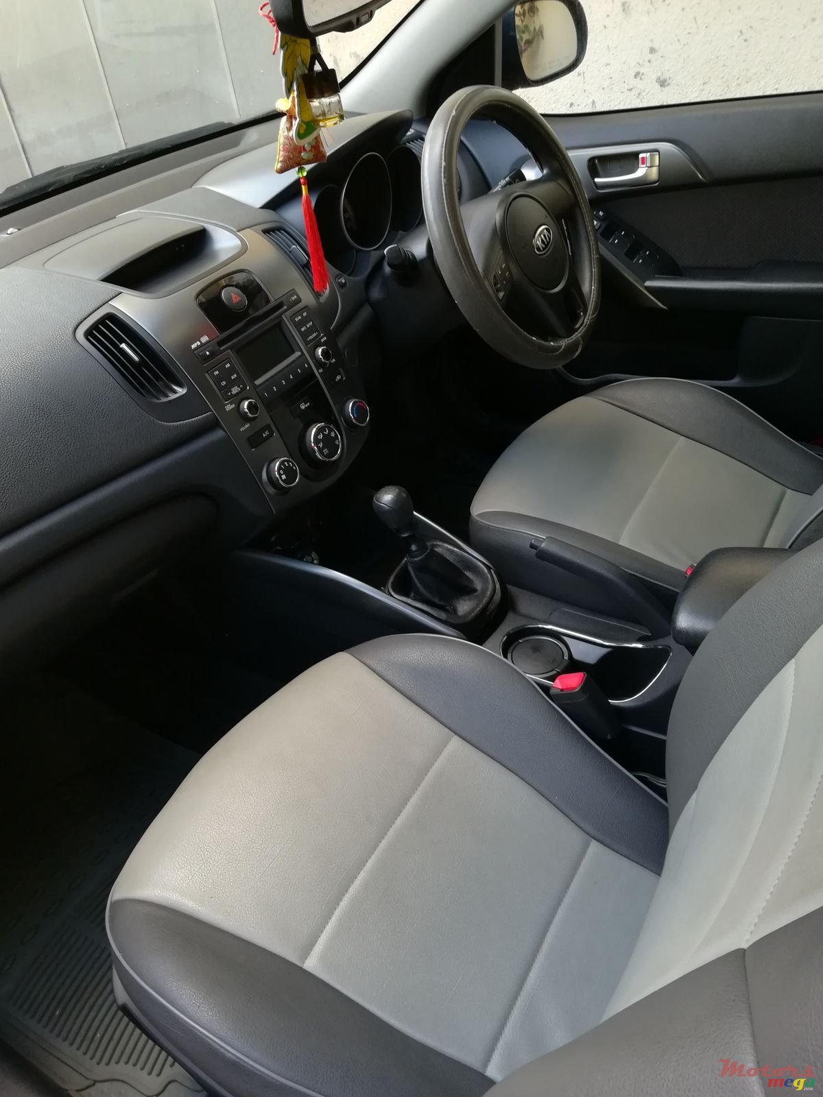 2011' Kia Cerato photo #3