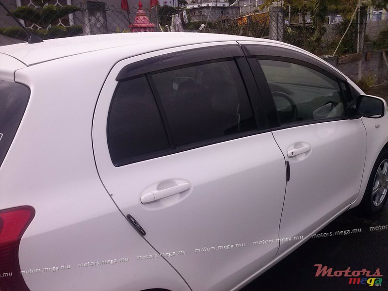 2005' Toyota photo #3