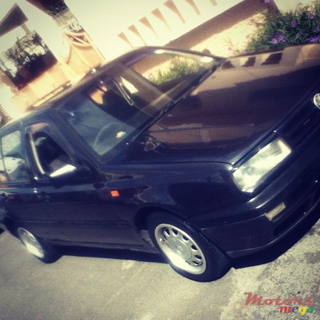 1995' Volkswagen Vento photo #3