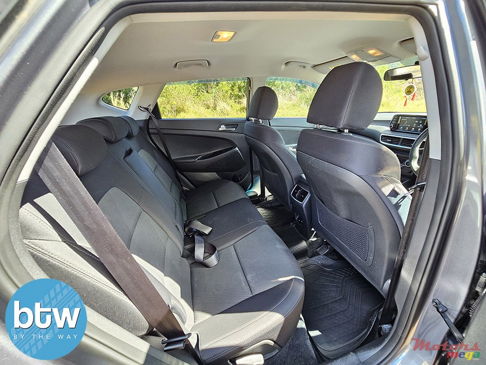 2020' Hyundai Tucson photo #6