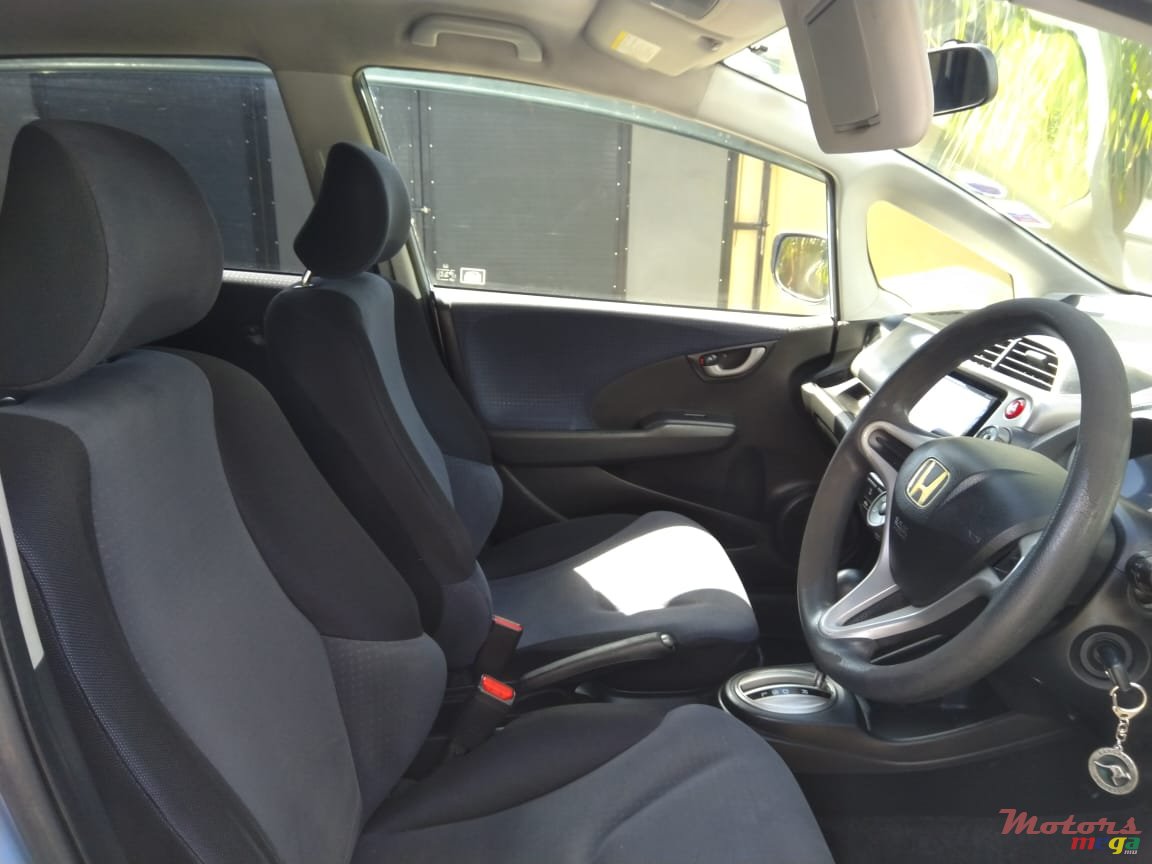 2013' Honda Fit photo #6