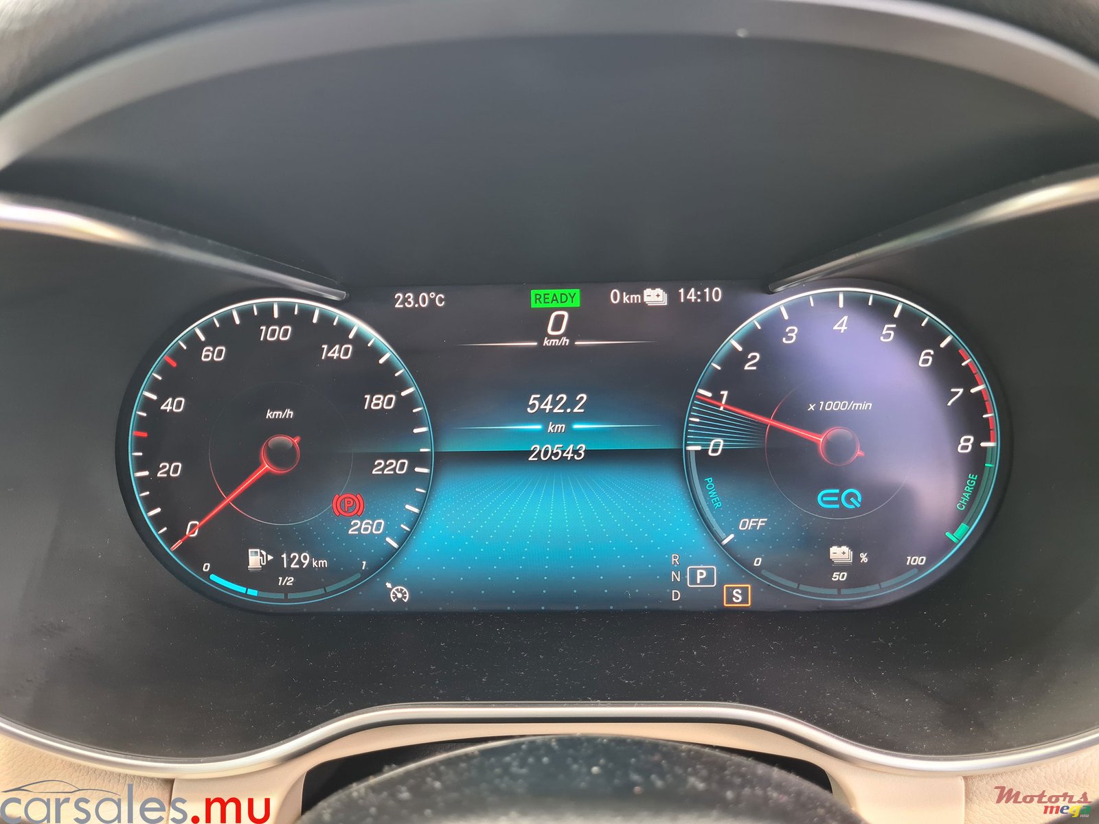 2021' Mercedes-Benz GLC 300 e Urban 4 Matic photo #7