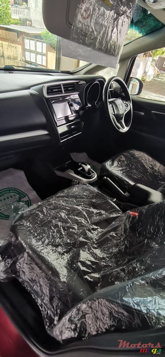 2017' Honda Fit Aria L package photo #4