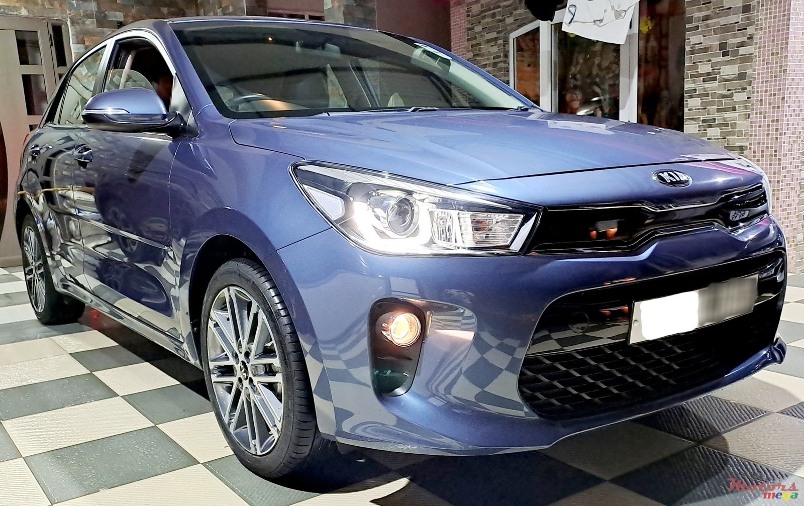 2018' Kia Rio photo #5