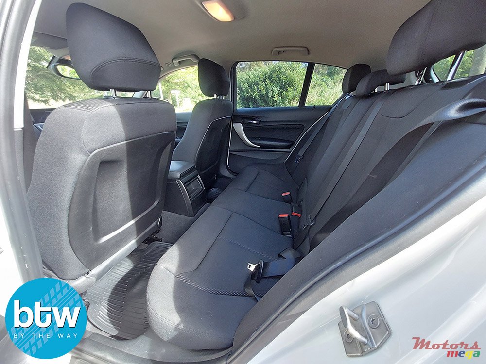 2016' BMW 118 photo #5