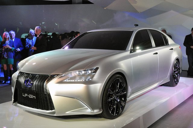 Lexus LF-Gh Concept shows off the new face of the brand at New York 