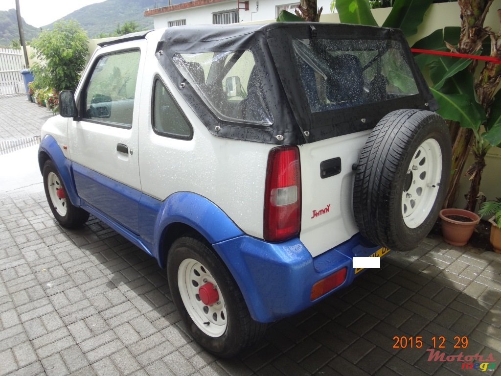 2002' Suzuki Jimny Convertible 4x4 photo #2