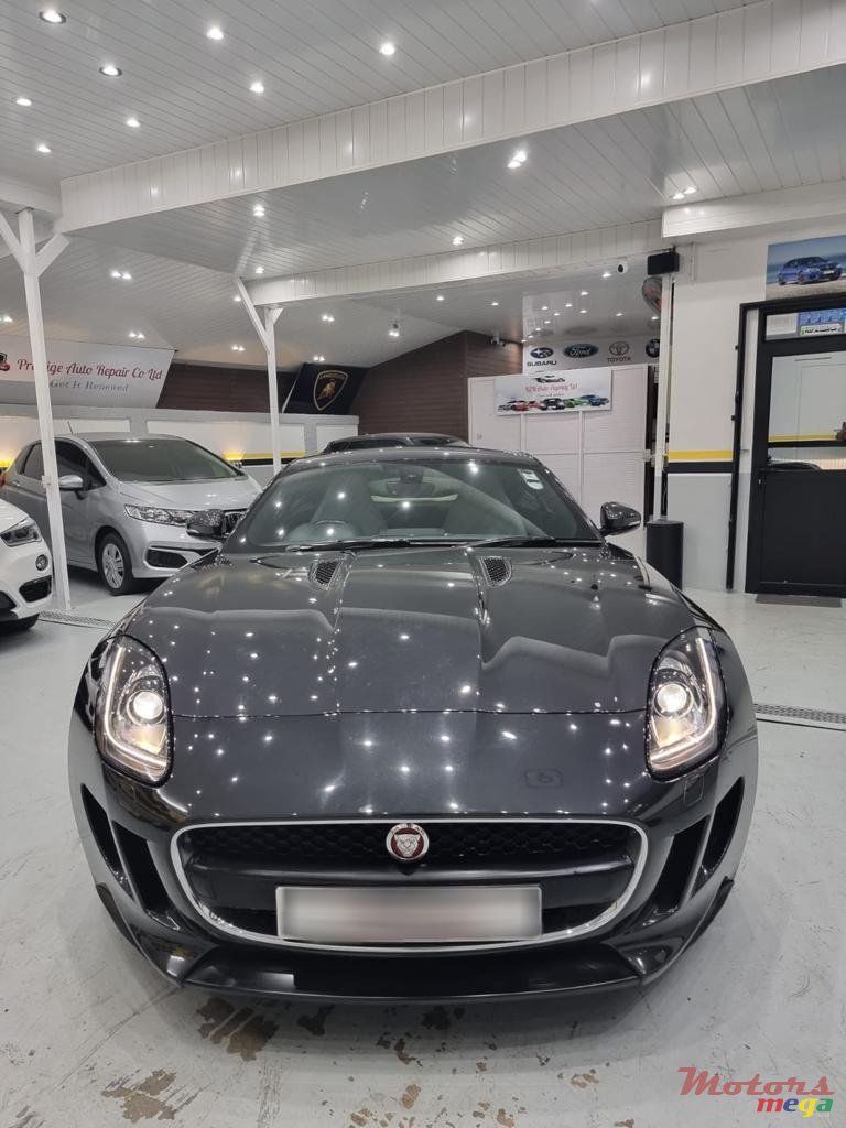 2015' Jaguar F-Type photo #1