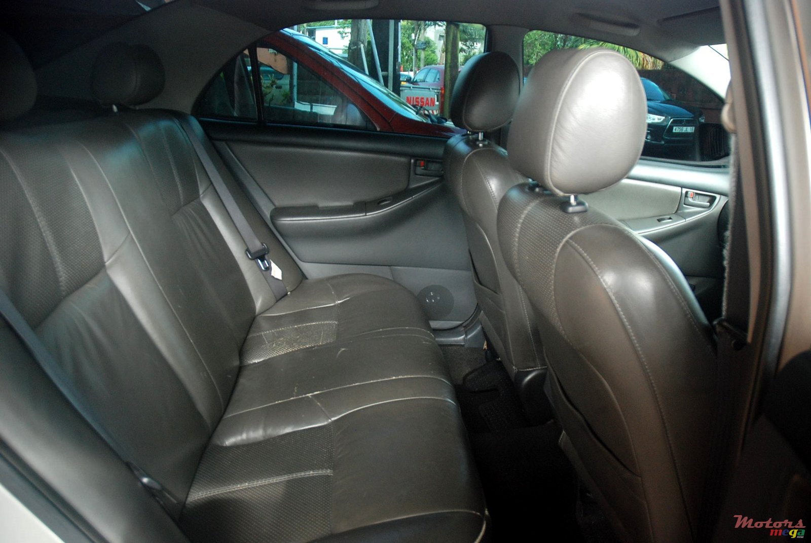 2002' Toyota NZEManual photo #4