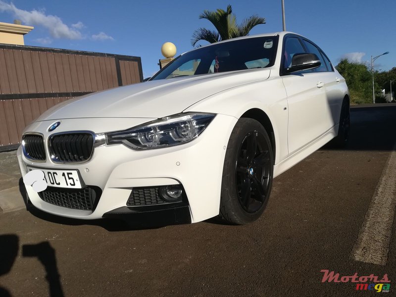 2015' BMW 3 Series photo #2