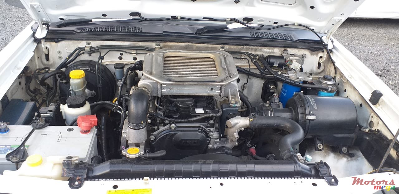 2013' Nissan Hardbody photo #4