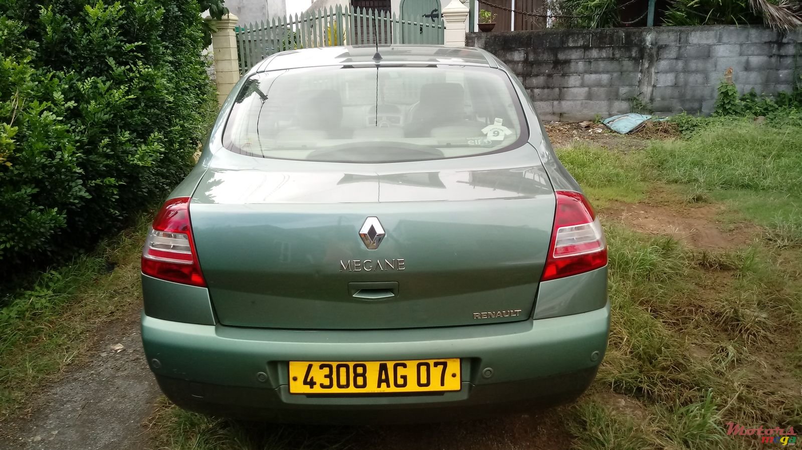 2007' Renault Megane photo #2