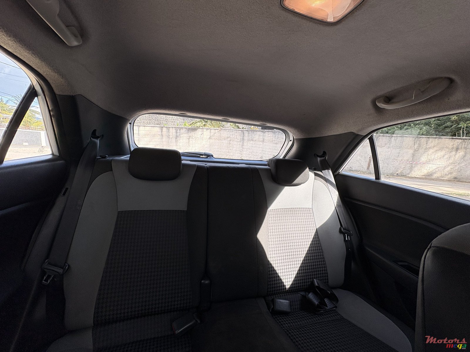 2019' Hyundai i20 photo #2