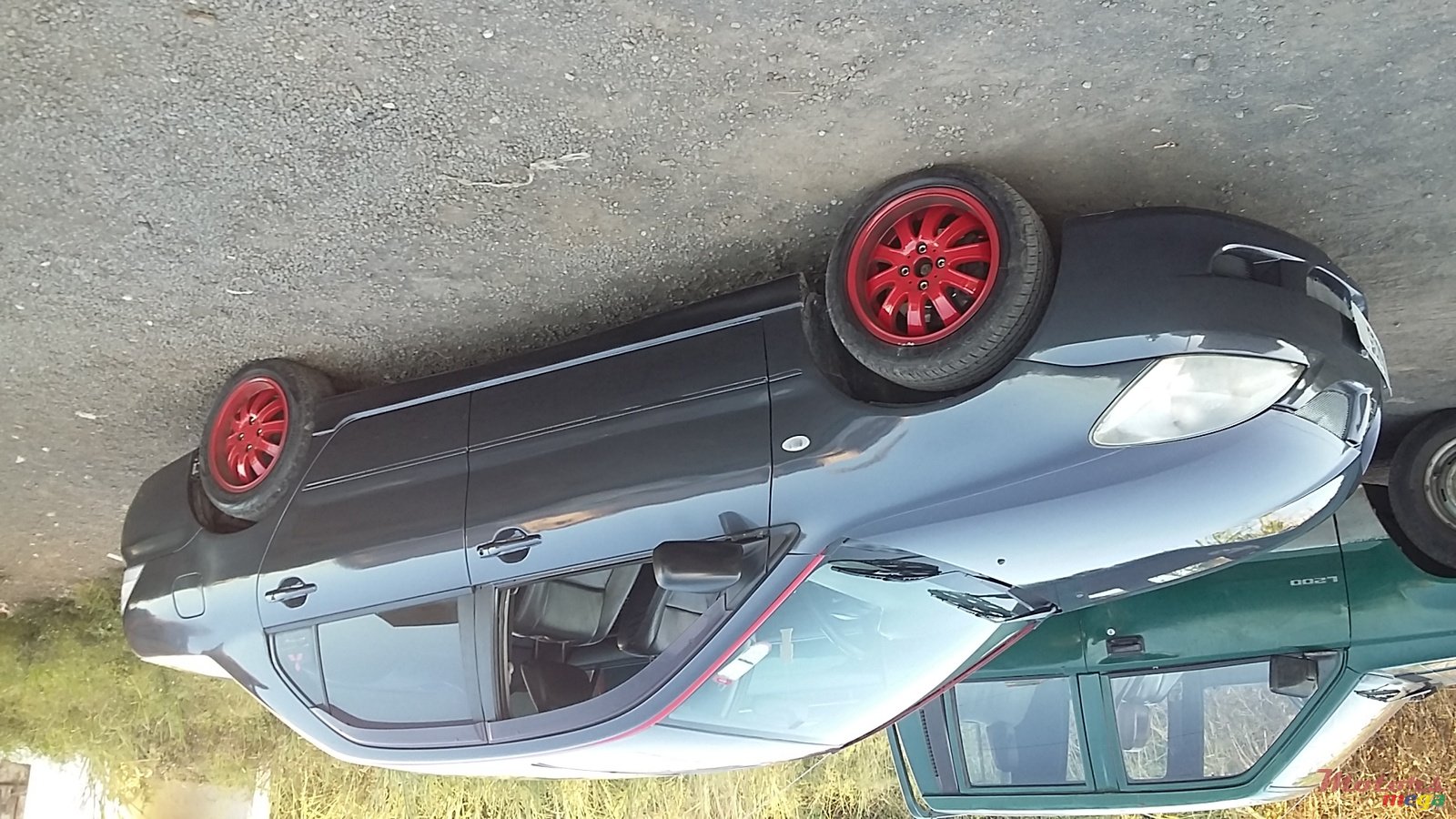 2003' Mitsubishi photo #1