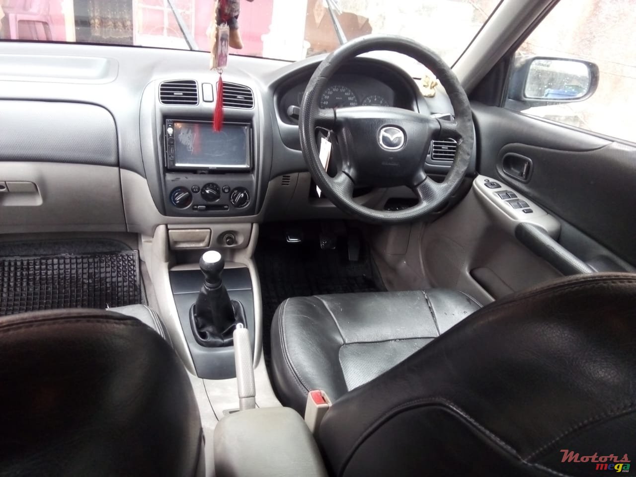 2002' Mazda 323 No modifications photo #4