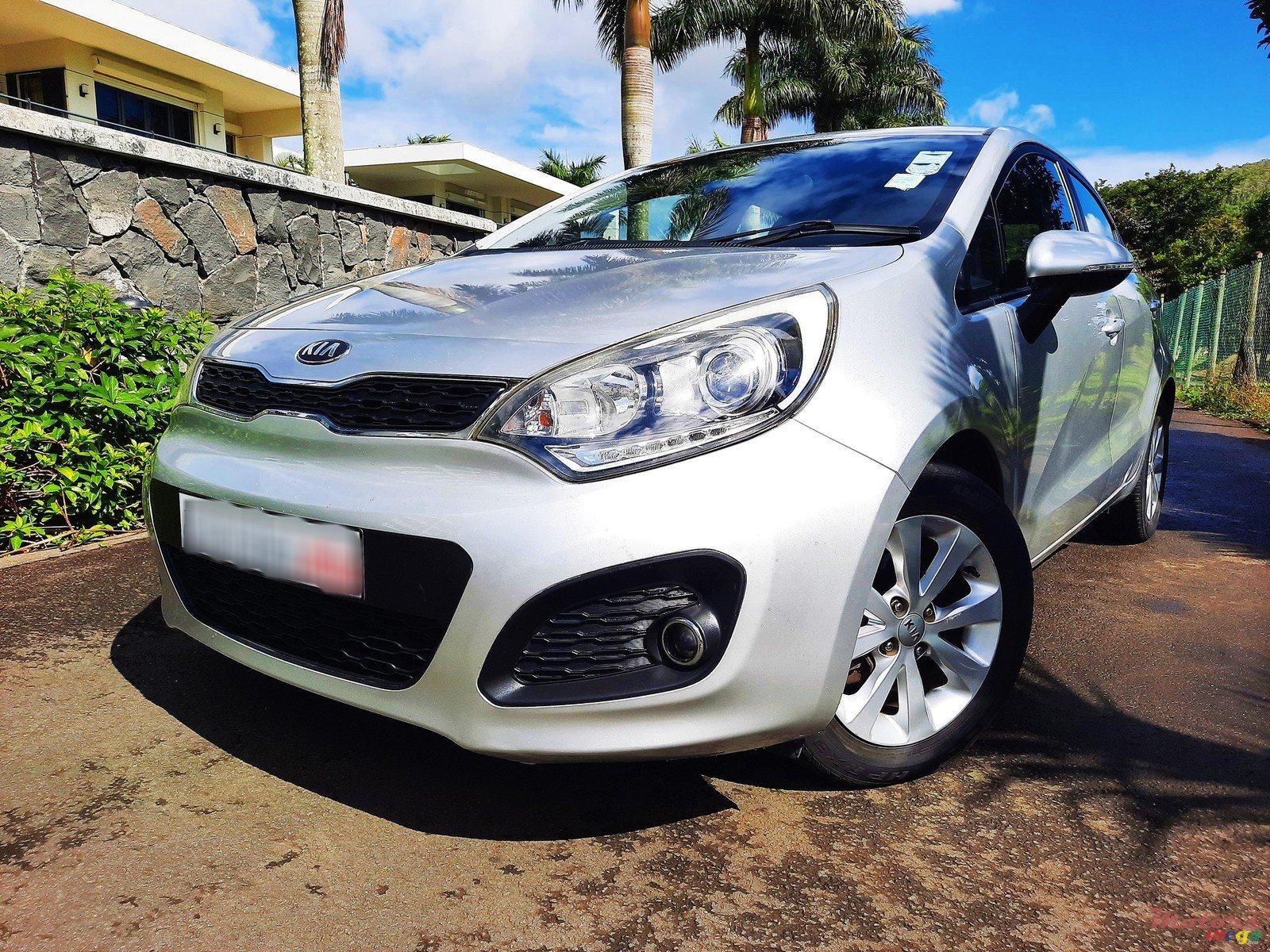 2013' Kia Rio 1.2 Hatchback photo #3